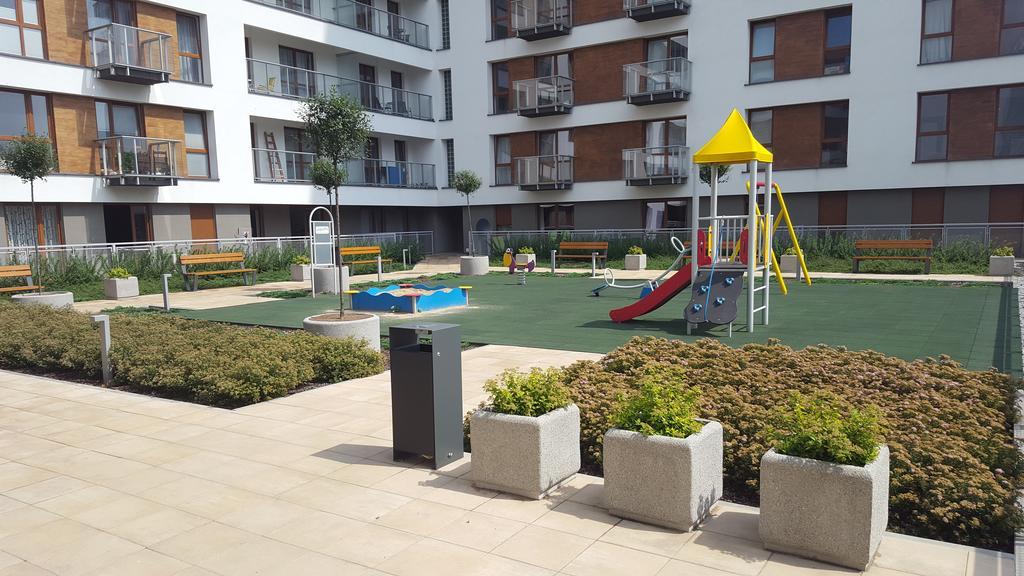 Lodz Fabryczna Apartament Exteriör bild